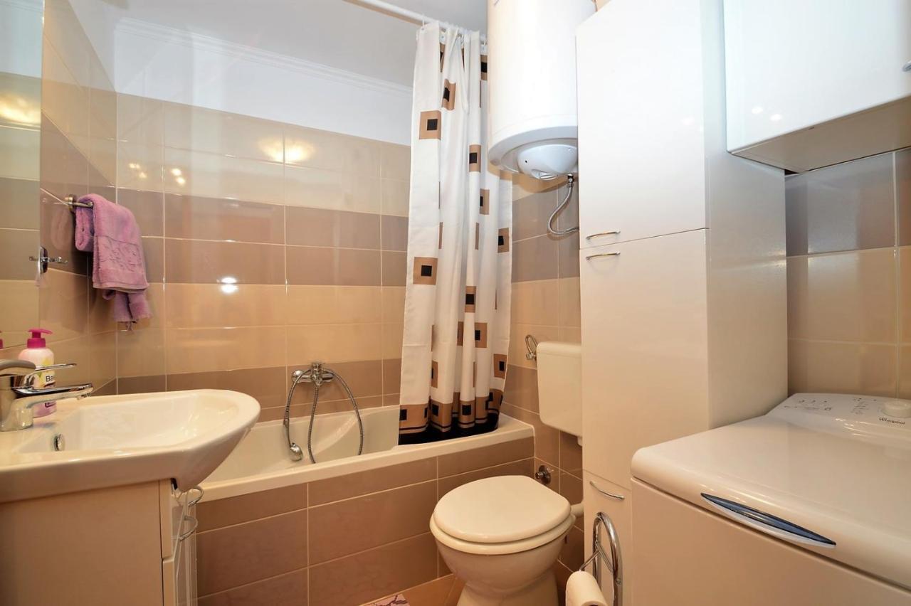 Apartment Hrasta Vrana  外观 照片