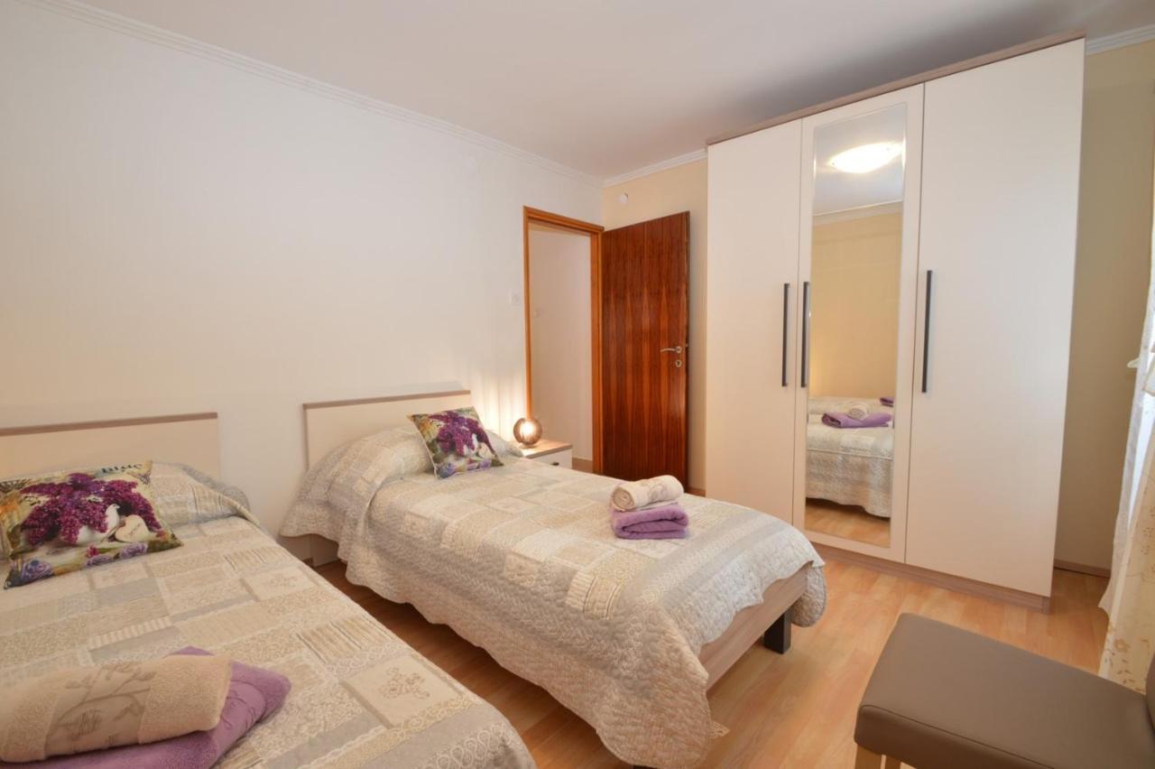 Apartment Hrasta Vrana  外观 照片