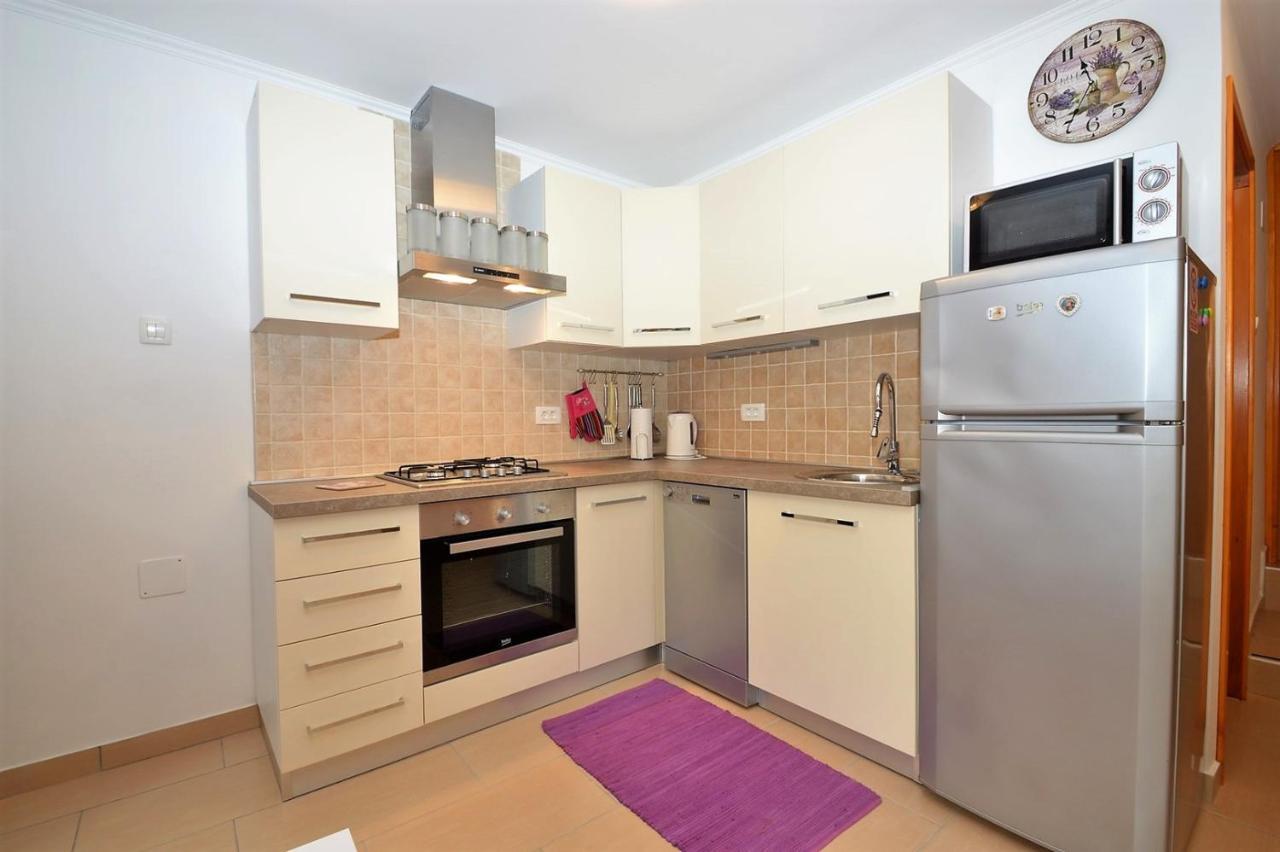 Apartment Hrasta Vrana  外观 照片